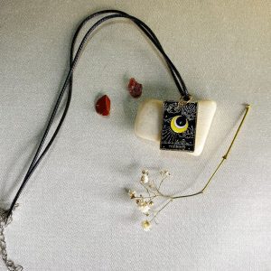colgante-estilo-tarot-la-luna