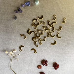colgante-luna-dorado