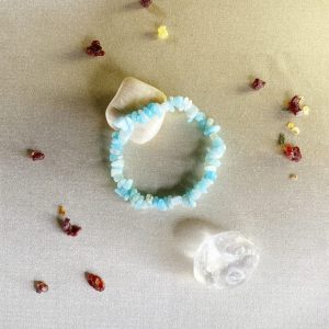 pulsera-elastica-con-chips-de-aguamarina