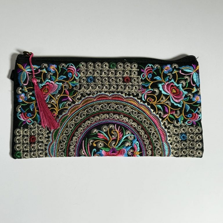 bolso bordado colorido