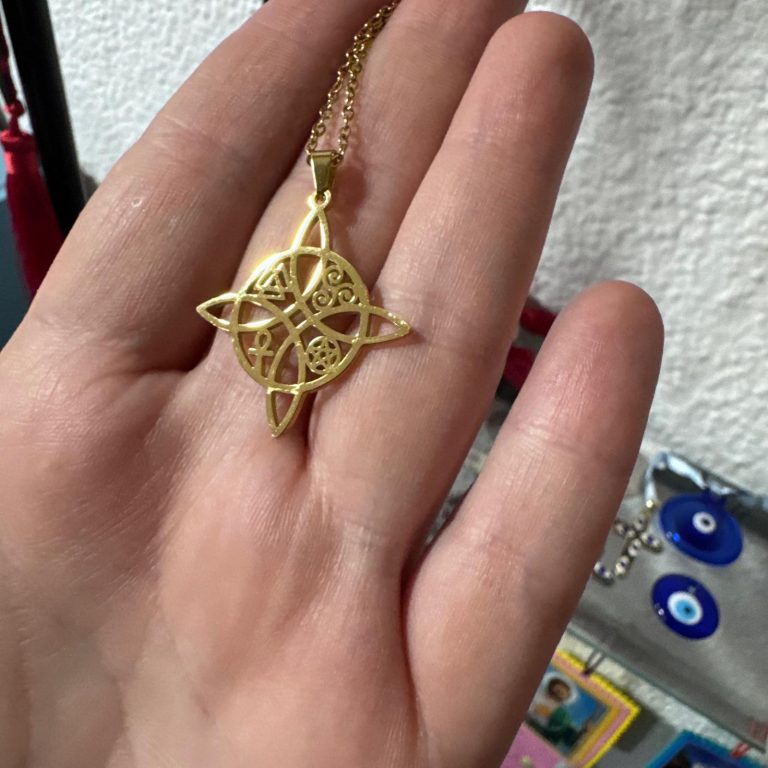 ultra protector dorado